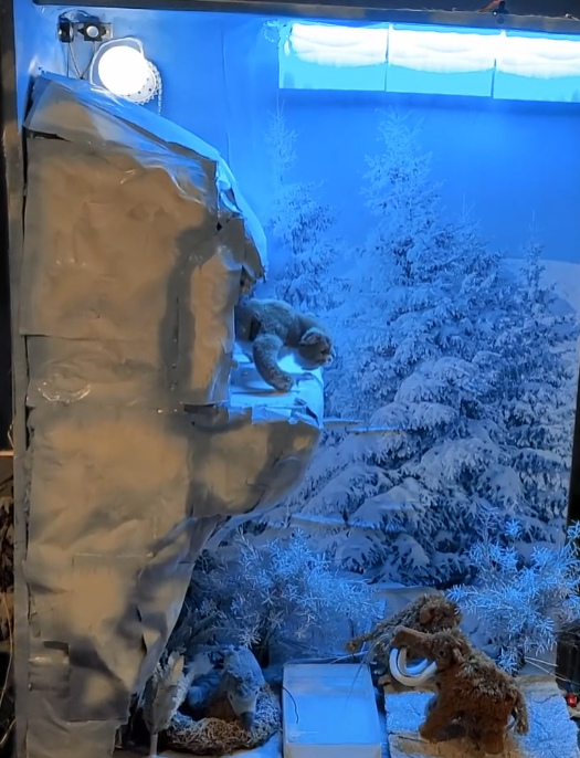 TSA Senior Animatronic